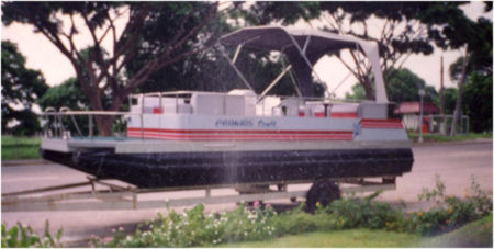 Pontoon Day Boat
